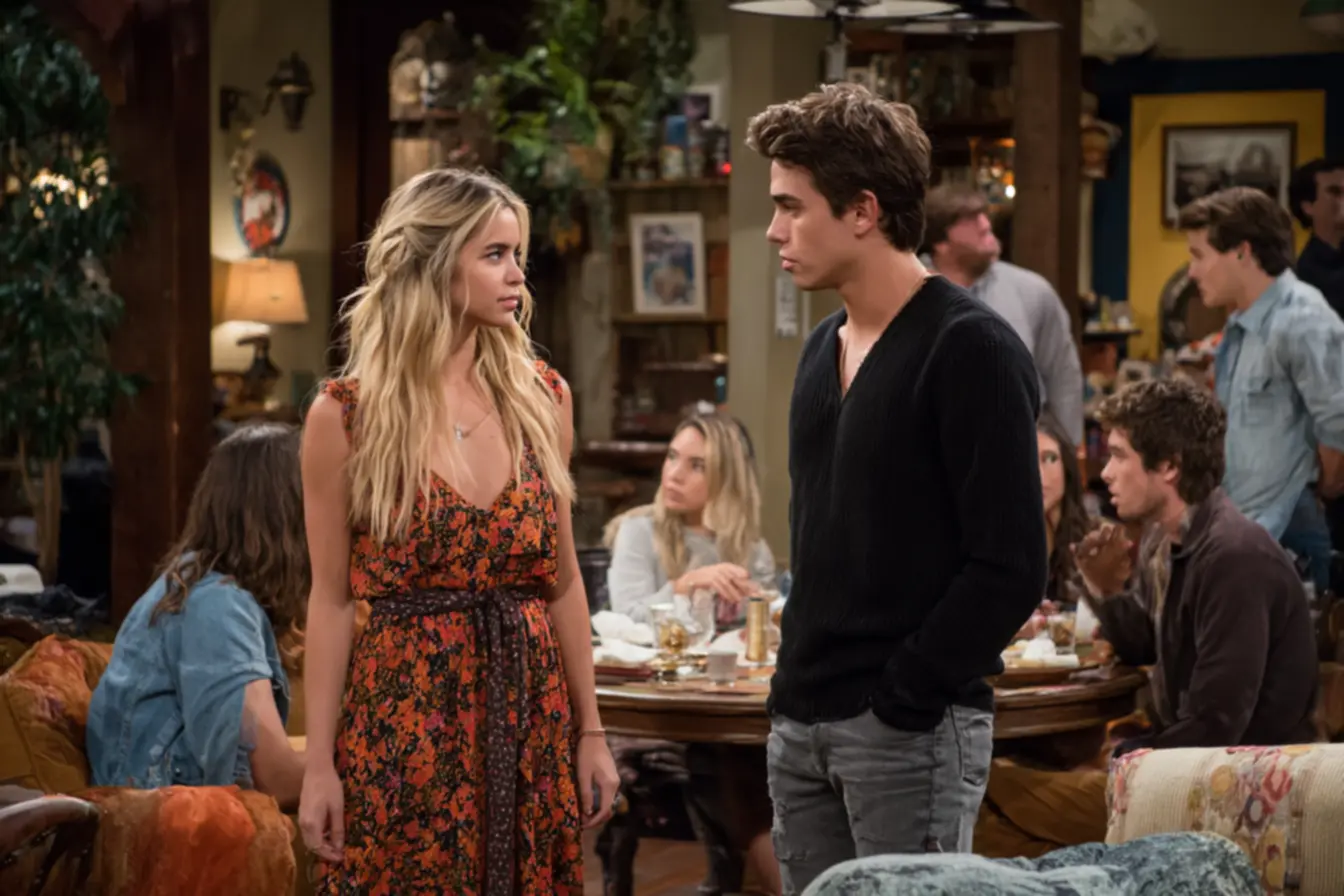 Josh e Lindsay em momento de tensão no casamento