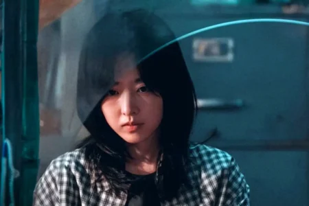 Em 2026, "Terra do Ouro" explora ambição e moralidade em um thriller coreano cativante que desafia nossas convicções mais profundas.